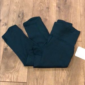 Lululemon train times Crop